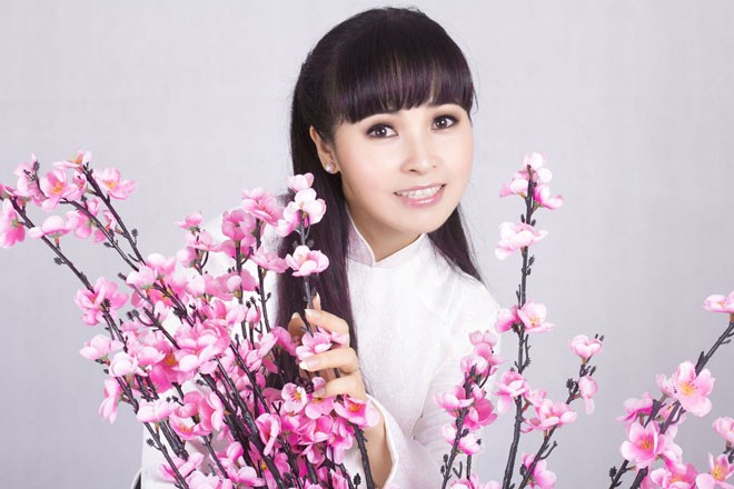 Ngày giáp tết, Trang Nhung tung MV “Vui đón xuân” - ảnh 11